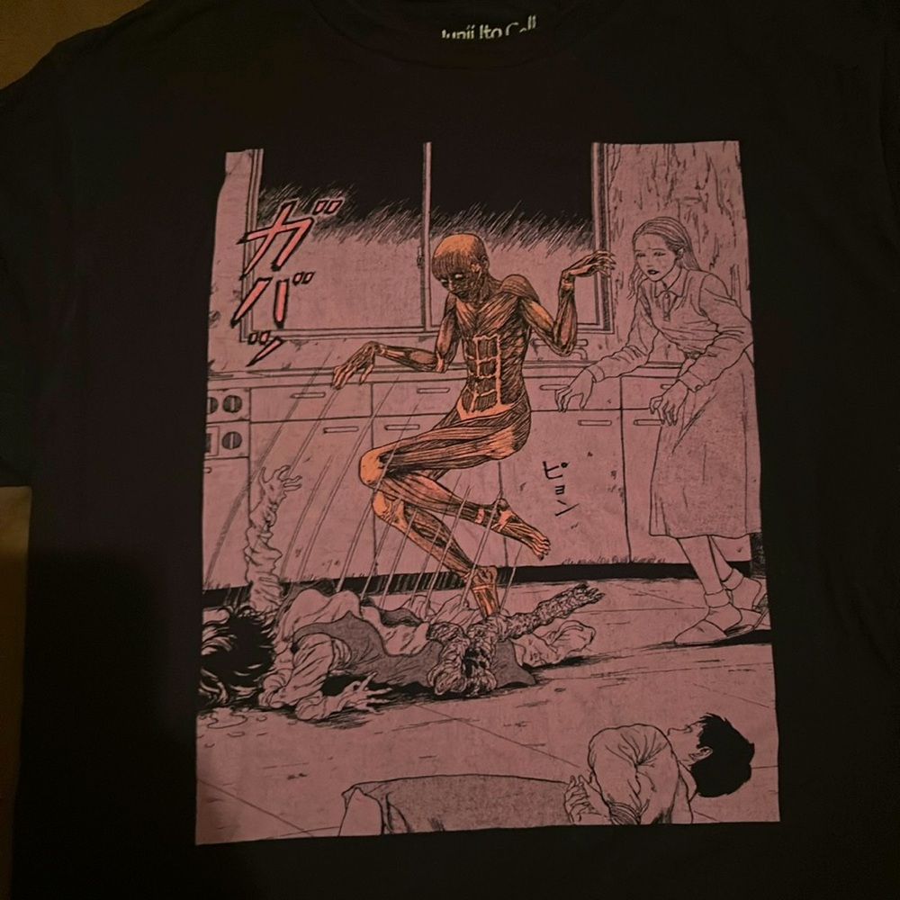 JUNJI ITO GRAPHIC TEE